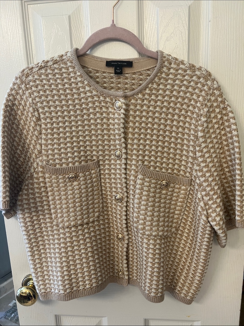 Ann Taylor Beige & Cream Houndstooth Short-Sleeve Cardigan